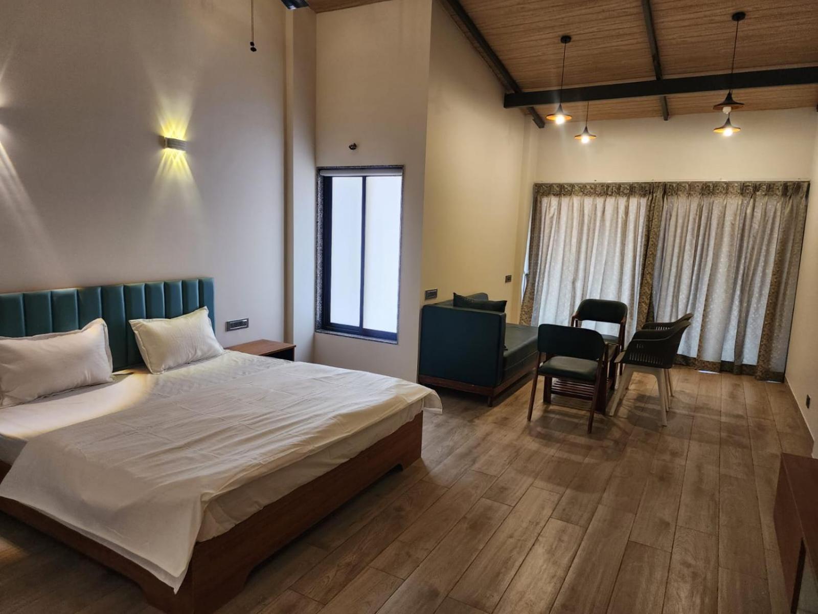 E&G Green Courts Resort At Koroli Hill Station นาสิก ภายนอก รูปภาพ