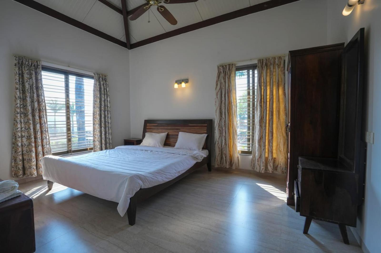 E&G Green Courts Resort At Koroli Hill Station นาสิก ภายนอก รูปภาพ