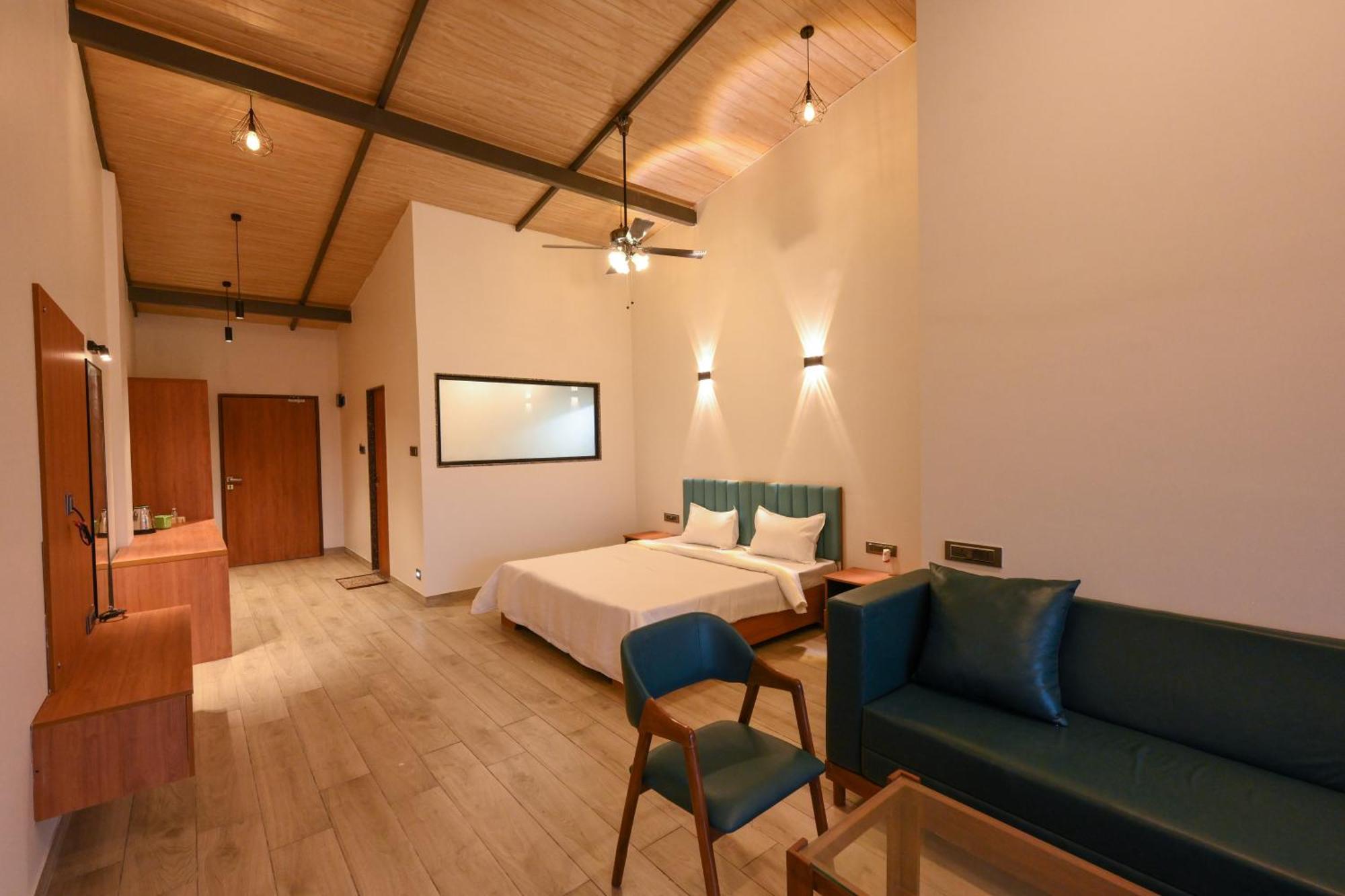 E&G Green Courts Resort At Koroli Hill Station นาสิก ภายนอก รูปภาพ